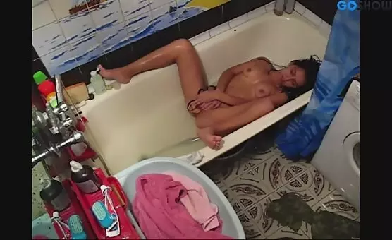 Exotic Bath Tub Orgy